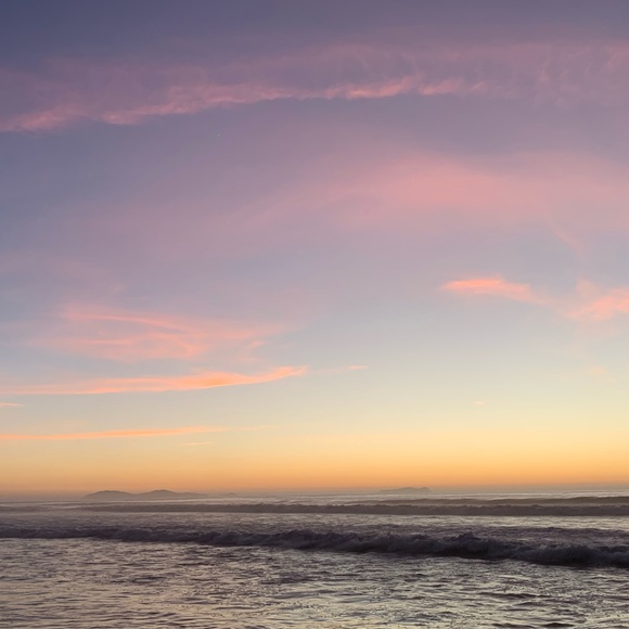 Meet your Posher, Paris - Picture 1 of 1